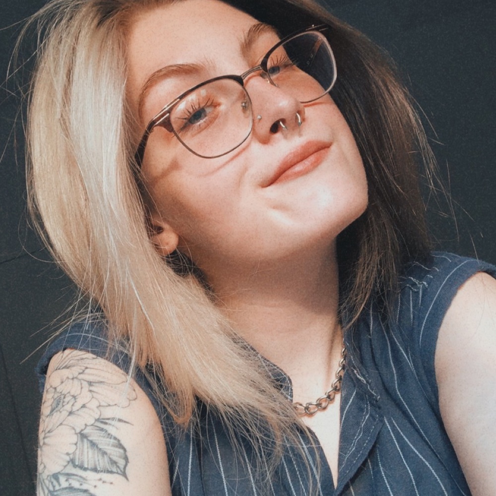 Meet your Posher, Stephanie